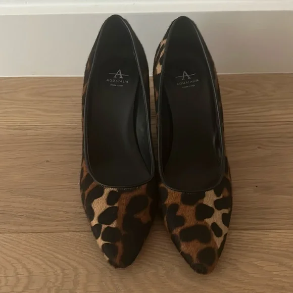 Aquatalia Peony Leopard Block Heel Sz 39